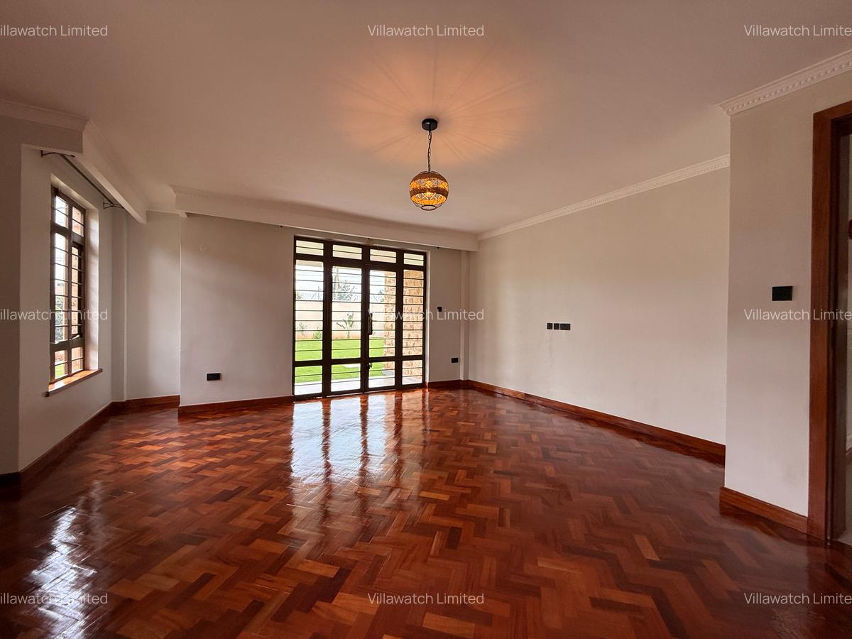 5 Bed Villa with En Suite at Mushroom Gardens Estate - 11