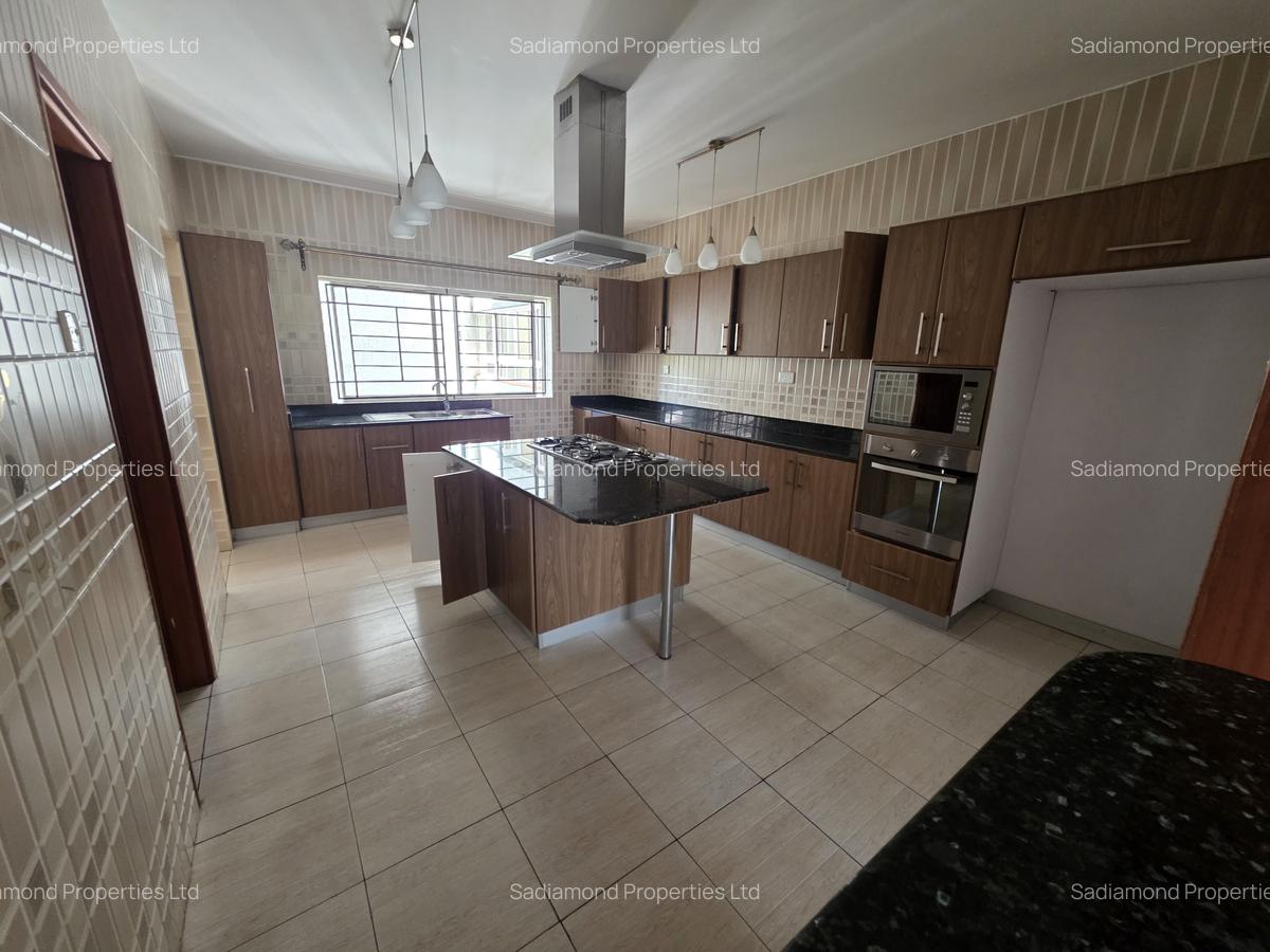 3 Bed Apartment with Staff Quarters in Westlands Area - 2