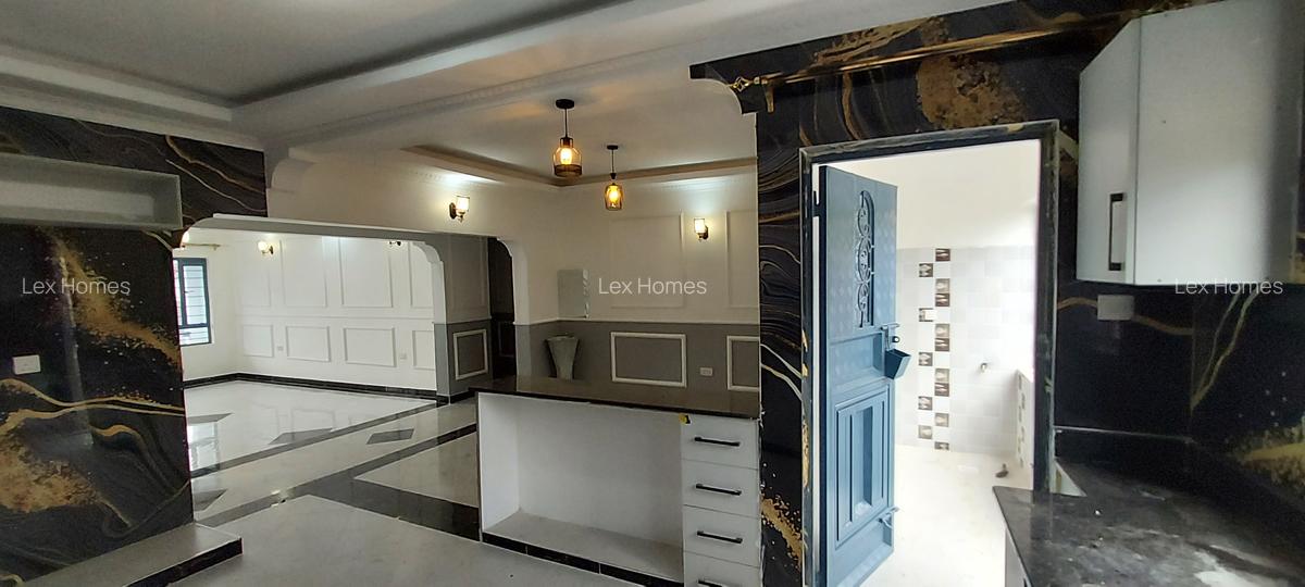 4 Bed House with En Suite in Ongata Rongai - 12