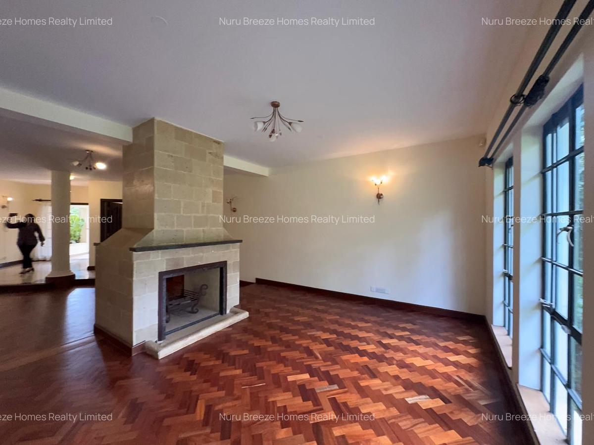 5 Bed Townhouse with En Suite in Runda - 18