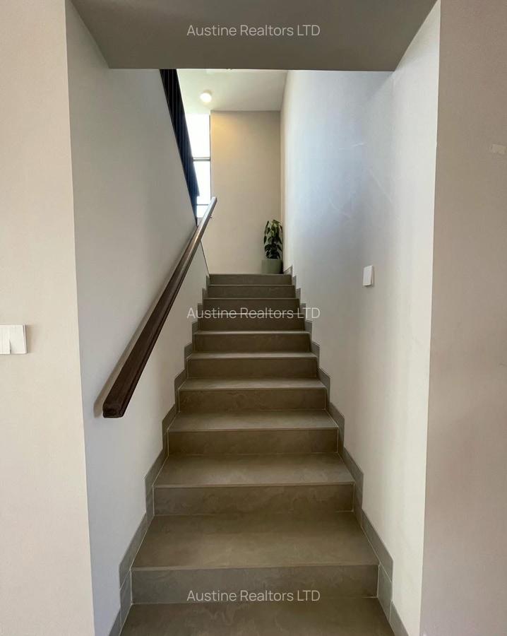 4 Bed Townhouse with En Suite at Link Road - 8