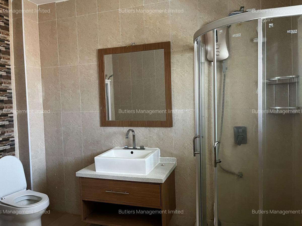 Serviced 3 Bed Apartment with En Suite in Brookside - 18