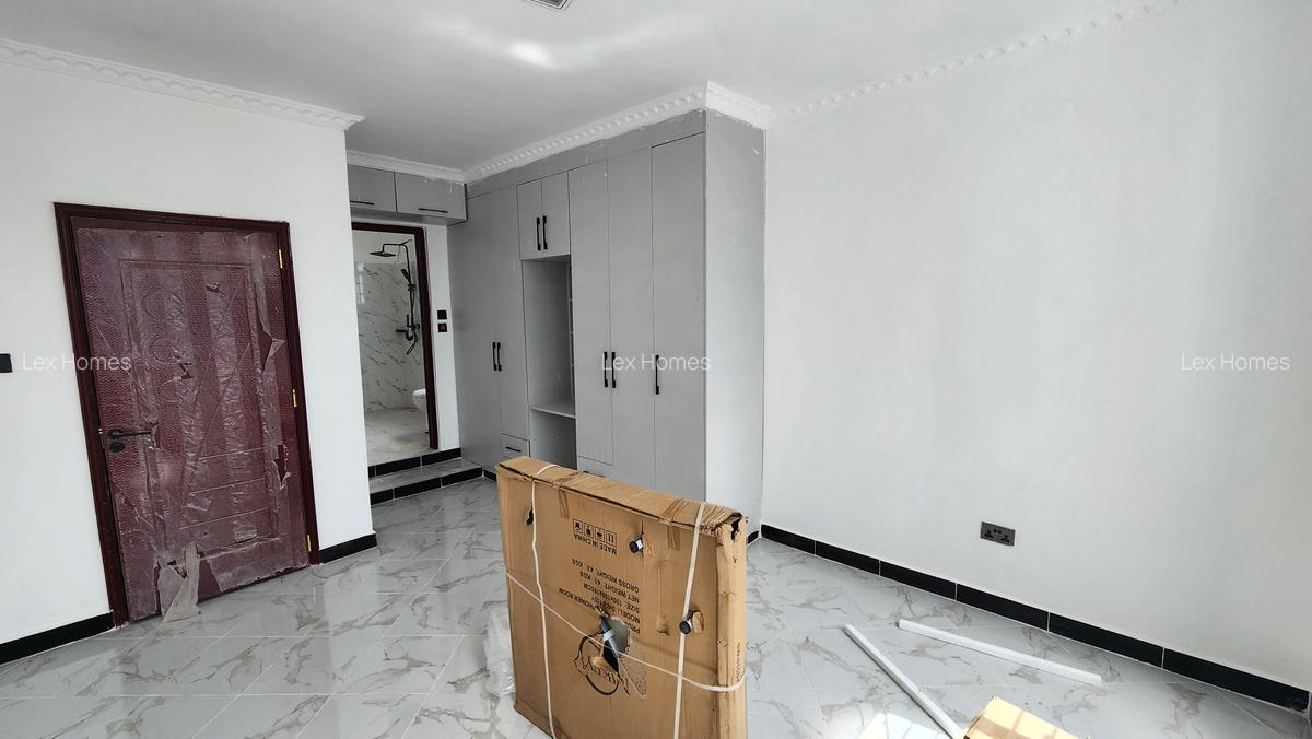 4 Bed House with En Suite at Rimpa - 14