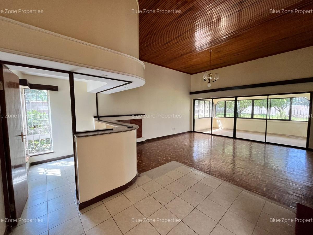 5,000 ft² Commercial Property with Backup Generator at Off Un Crescent - 4