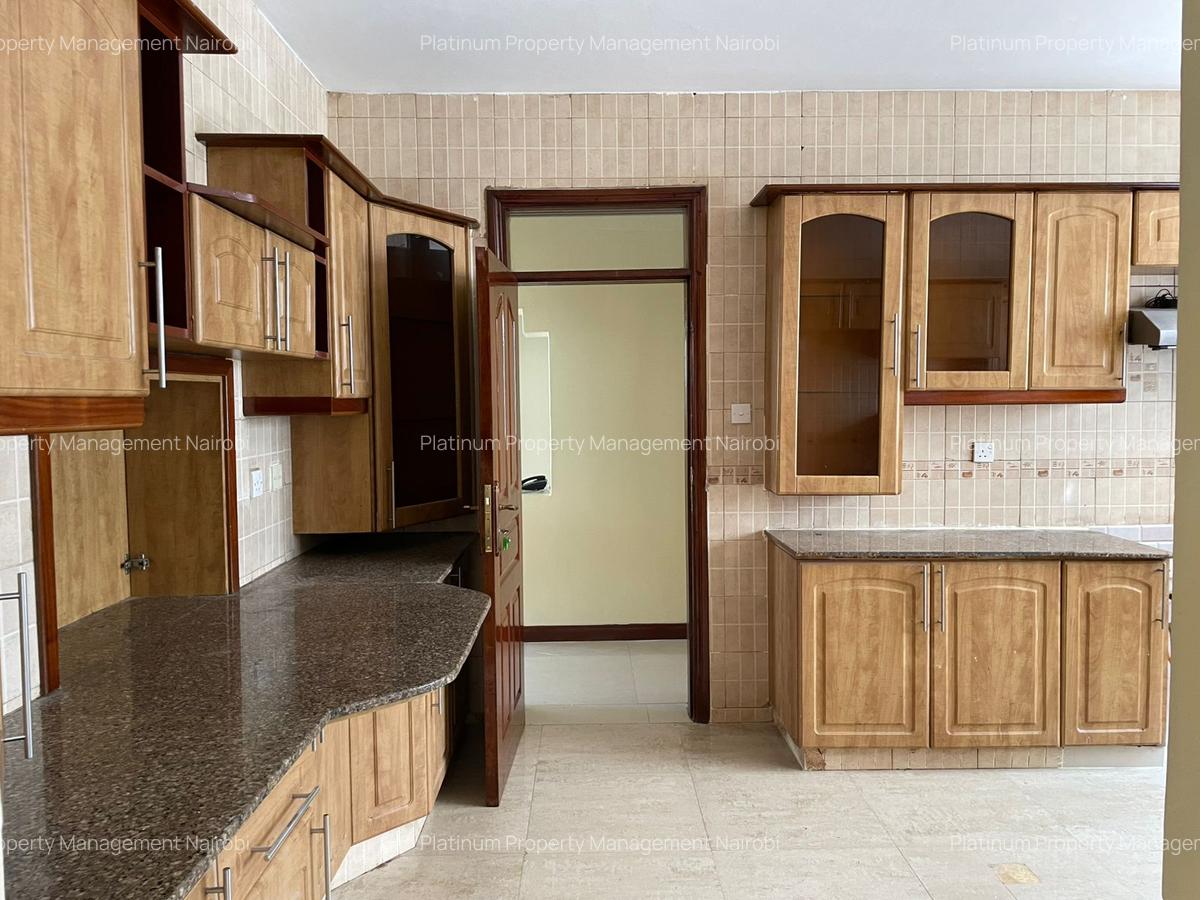 4 Bed House with En Suite at Grevillea Grove - 5