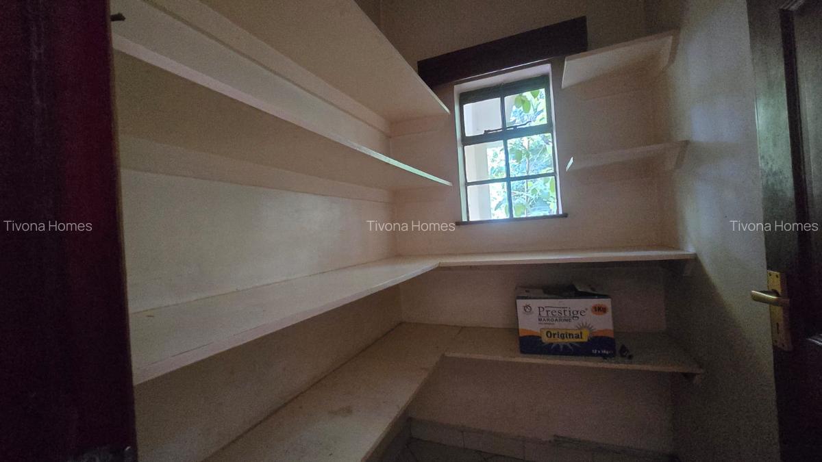 5 Bed House with En Suite in Loresho - 16