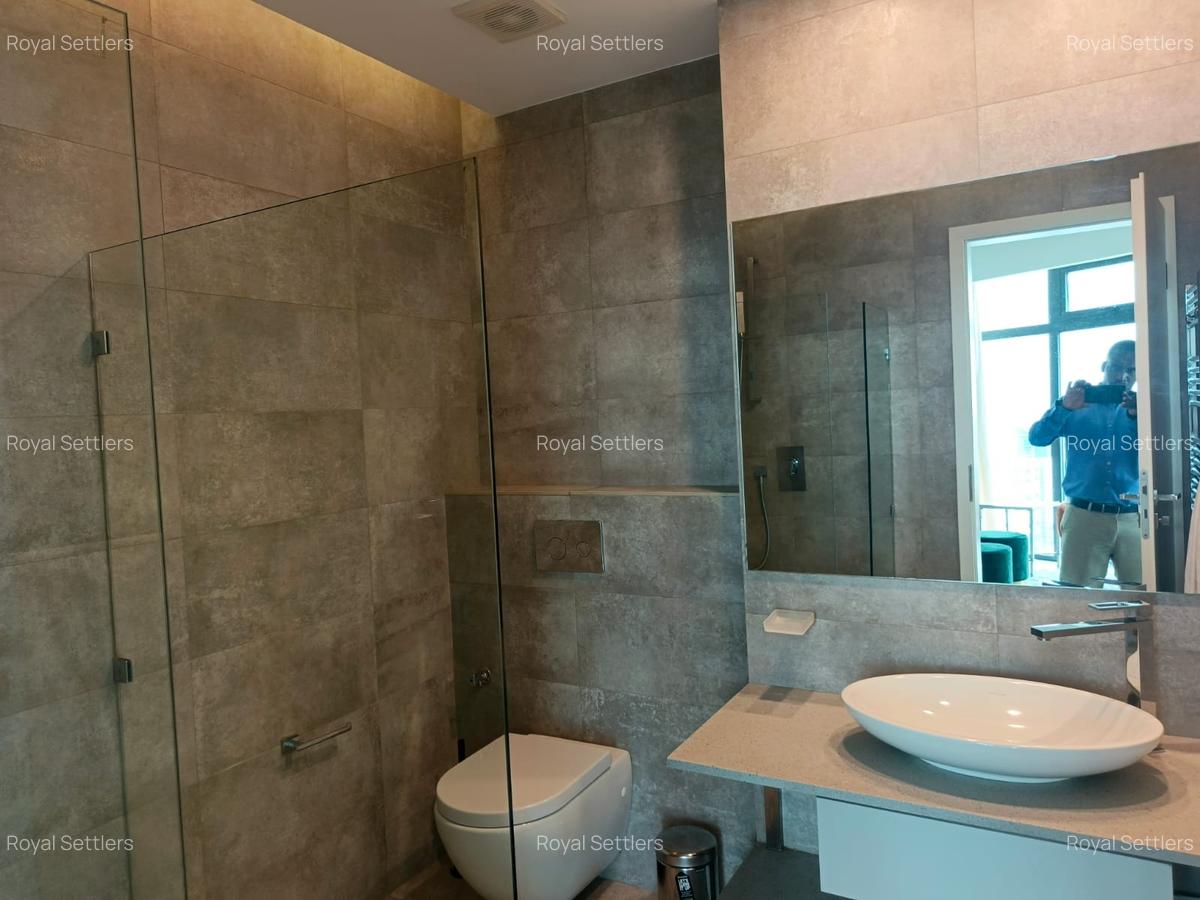 Furnished 2 Bed Apartment with En Suite at Church Rd - 10