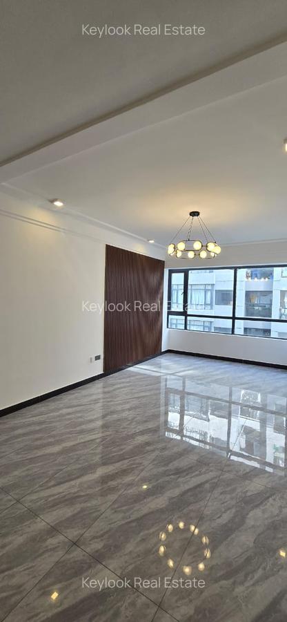 2 Bed Apartment with En Suite at Wood Avenue - 8