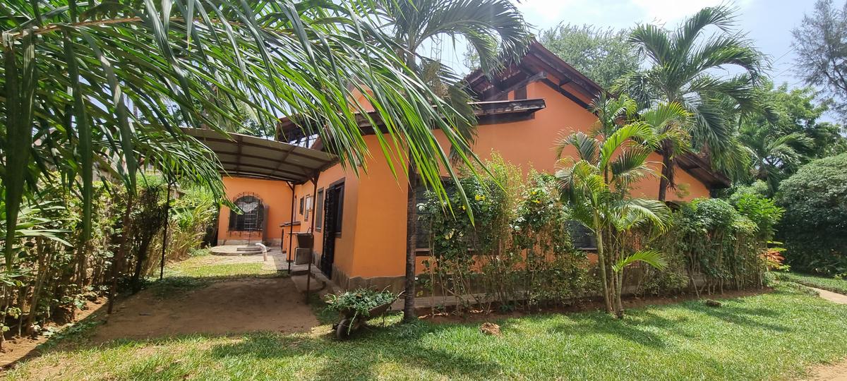 6 Bed Villa with En Suite at Mtwapa - 17