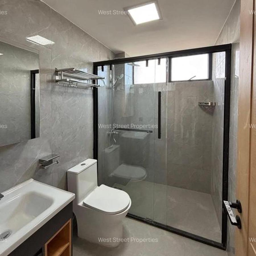 2 Bed Apartment with En Suite at Riara - 5