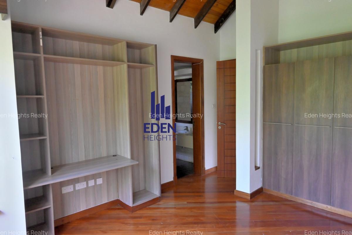 4 Bed Townhouse with En Suite in Runda - 12