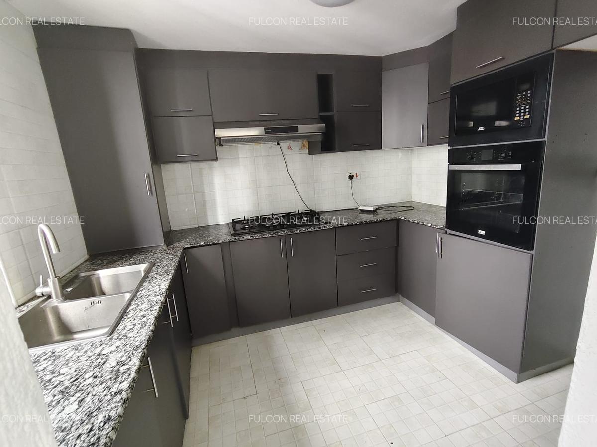 3 Bed Apartment with En Suite in Kileleshwa - 10