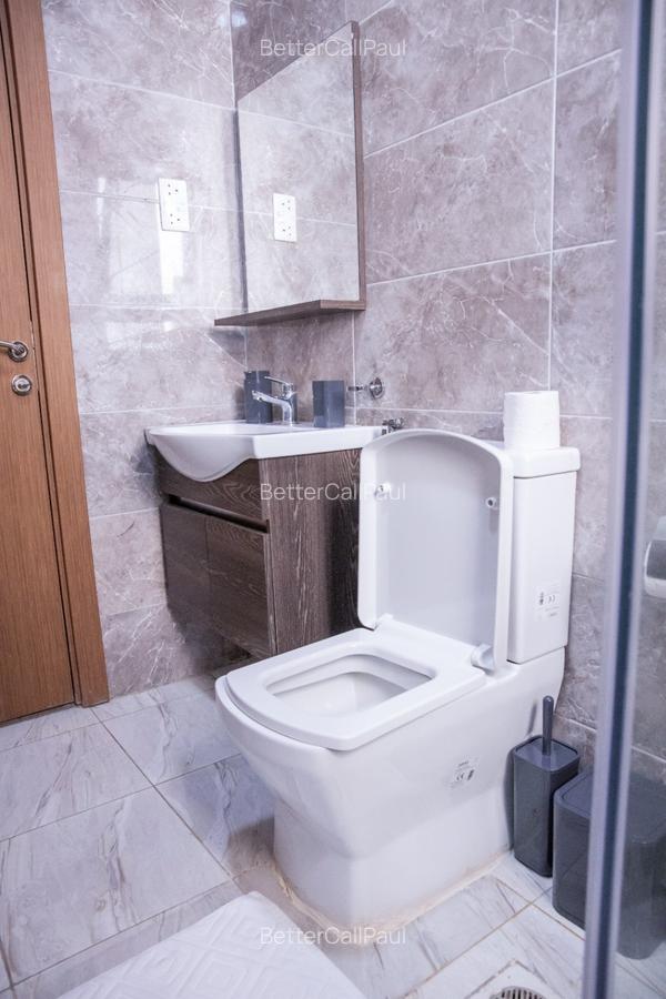 Serviced 3 Bed Apartment with En Suite at Rose Avenue - 15
