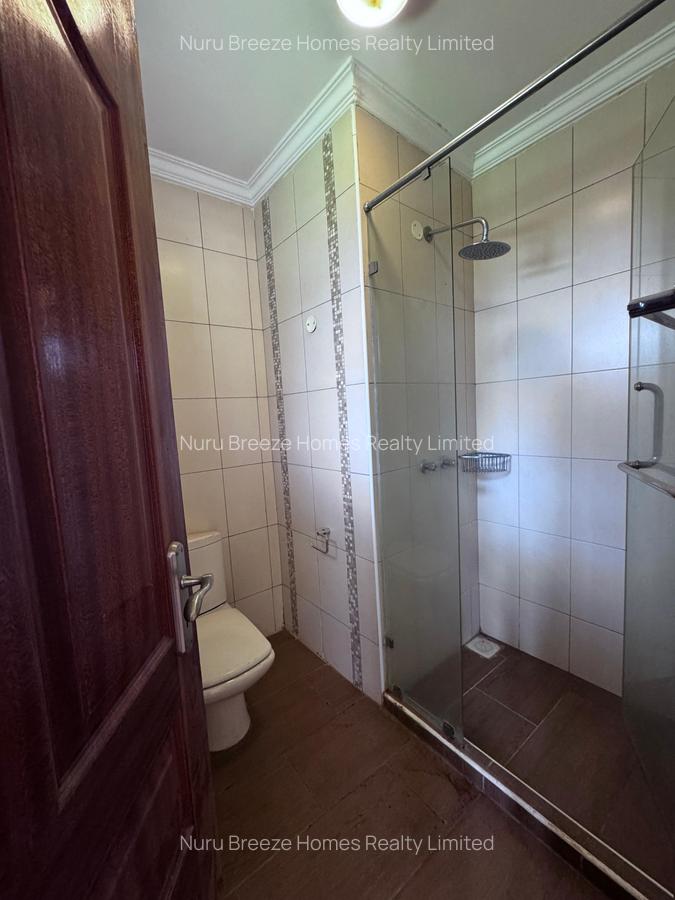 5 Bed Townhouse with En Suite in Runda - 12