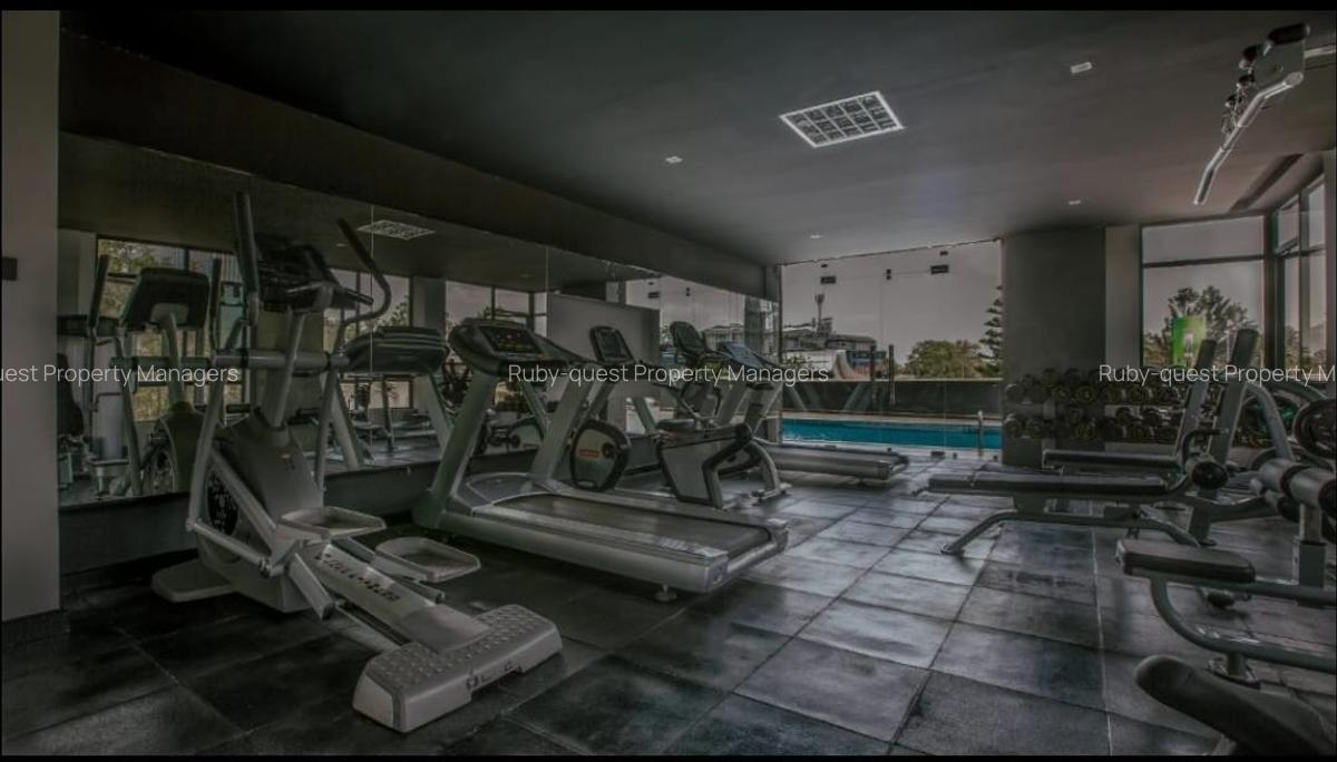 3 Bed Apartment with En Suite at Brookside - 12