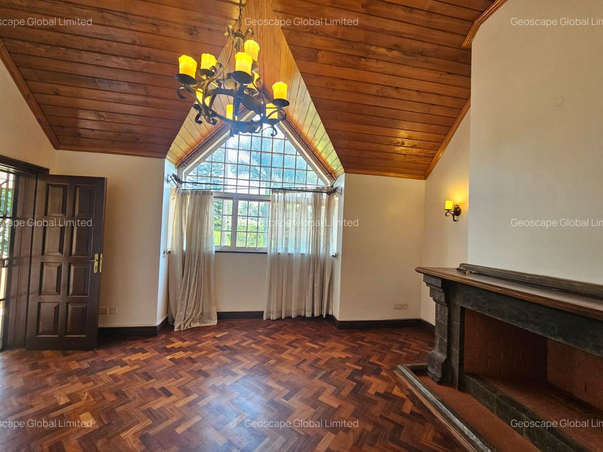 5 Bed House with En Suite in Runda - 6