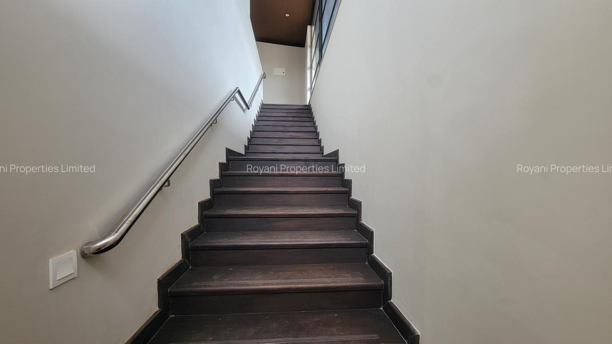 4 Bed House with En Suite in Kiambu Road - 8