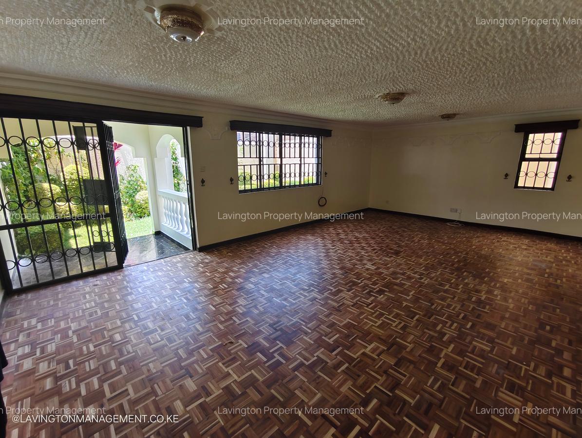 4 Bed Townhouse with En Suite at Lavington Green - 4