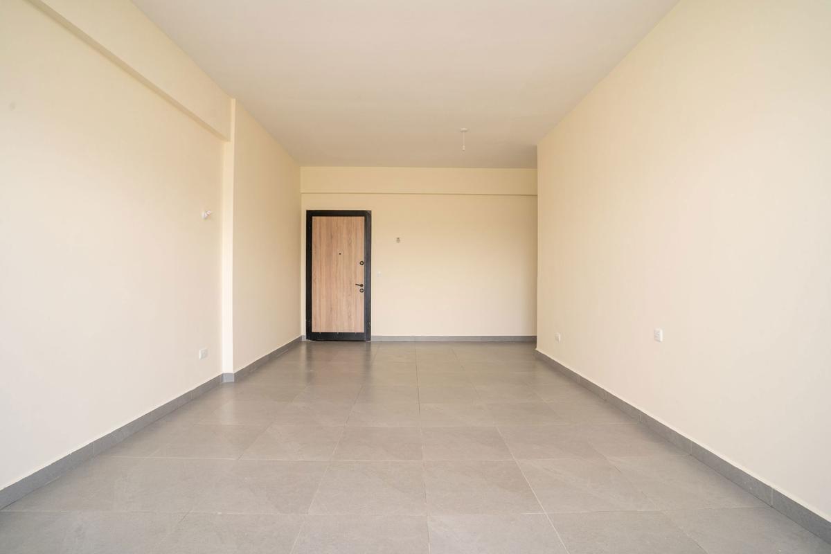 3 Bed Apartment with En Suite in Parklands - 4