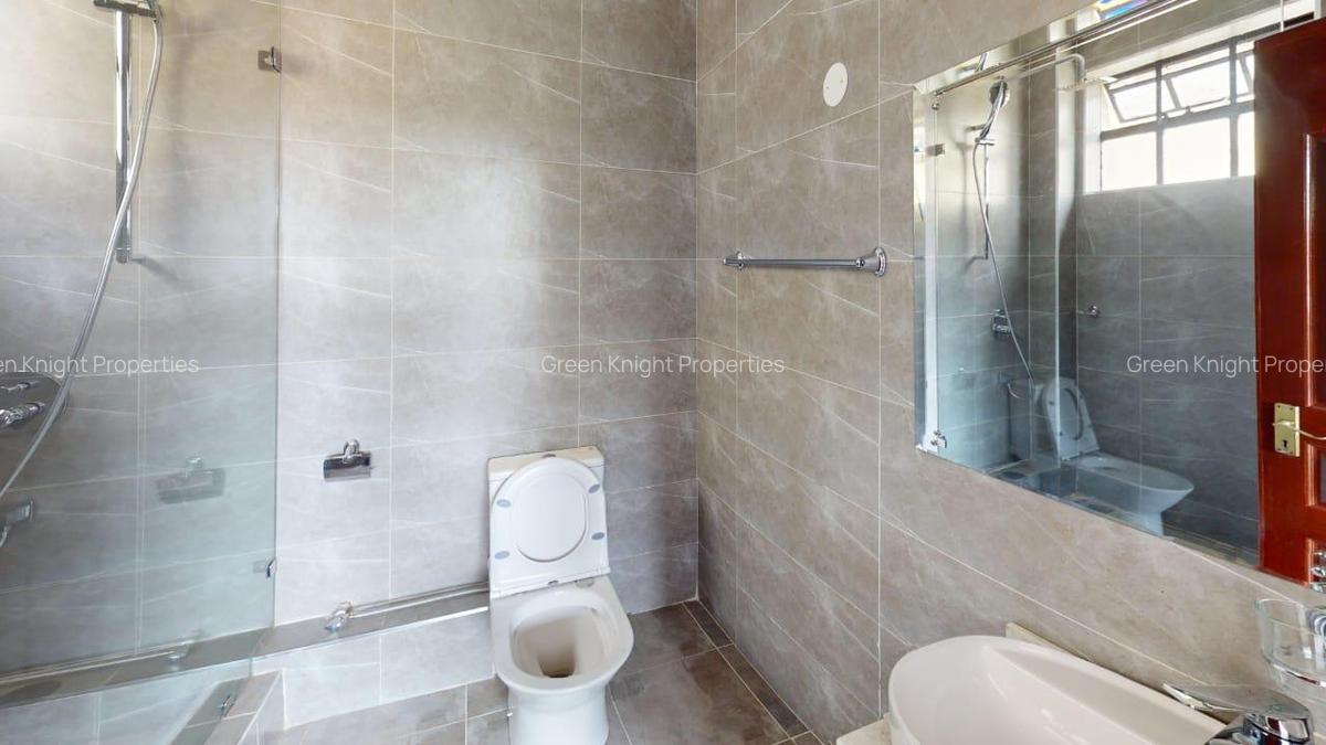 Serviced 4 Bed Apartment with En Suite in Riverside - 5