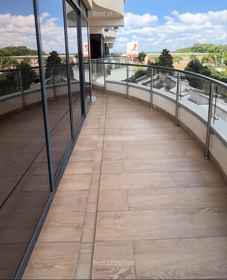 2 Bed Apartment with En Suite in Westlands Area - 1