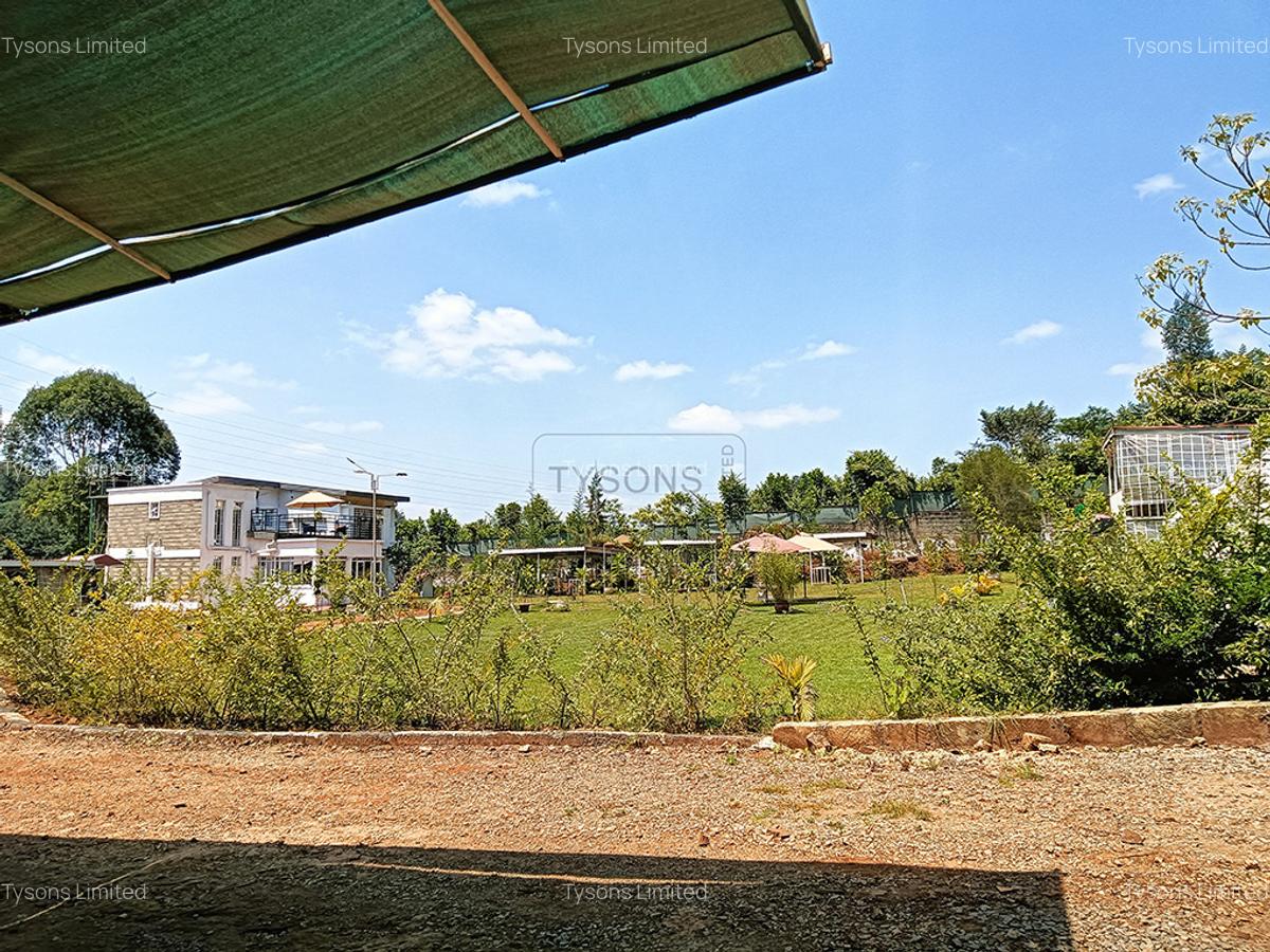 Commercial Property with Garden in Redhill - 12