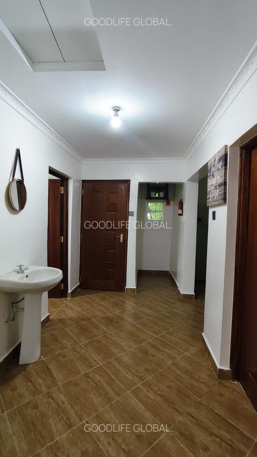 2 Bed House with En Suite at Nyari - 9