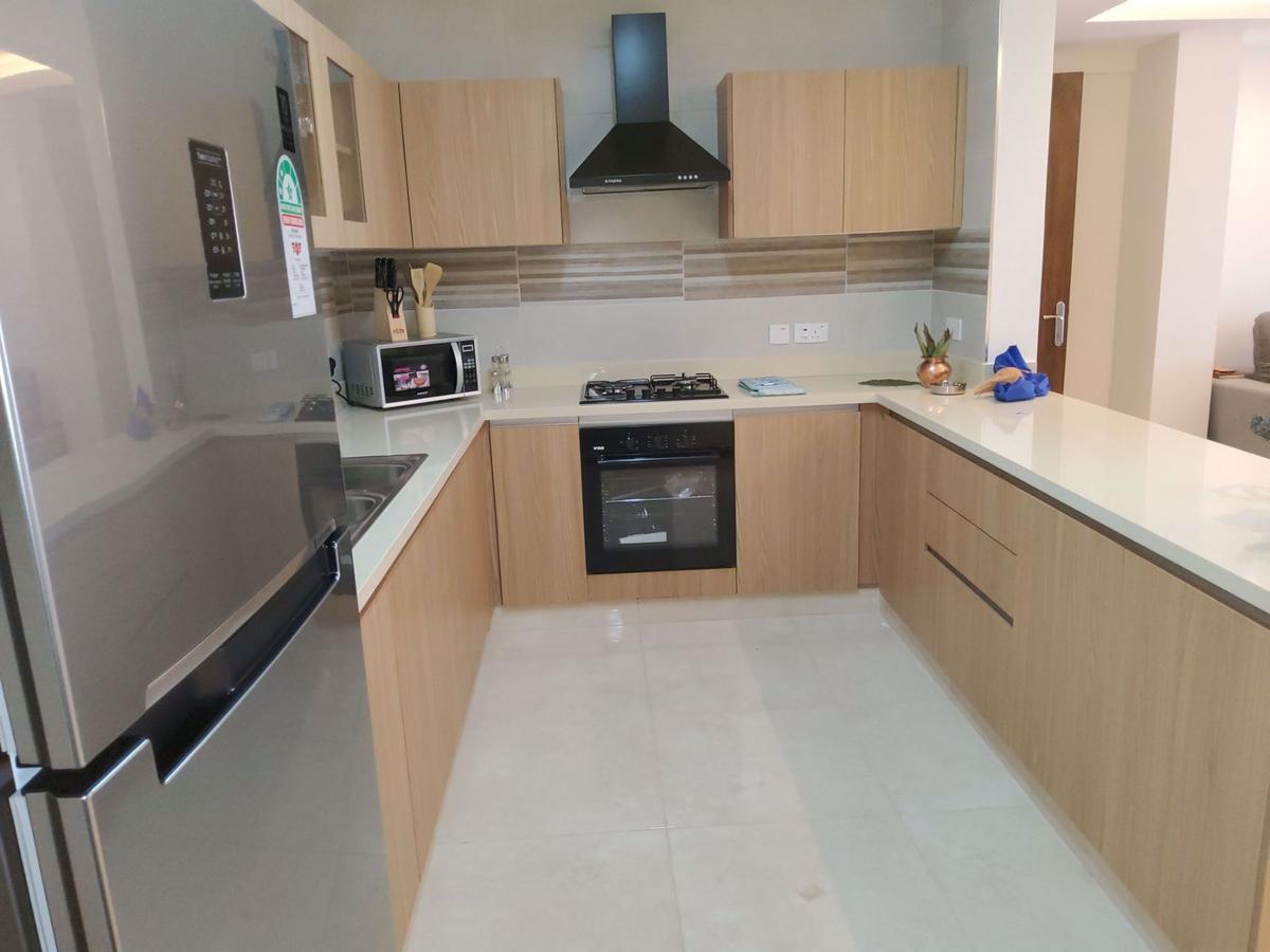 2 Bed Apartment with En Suite in Westlands Area - 11