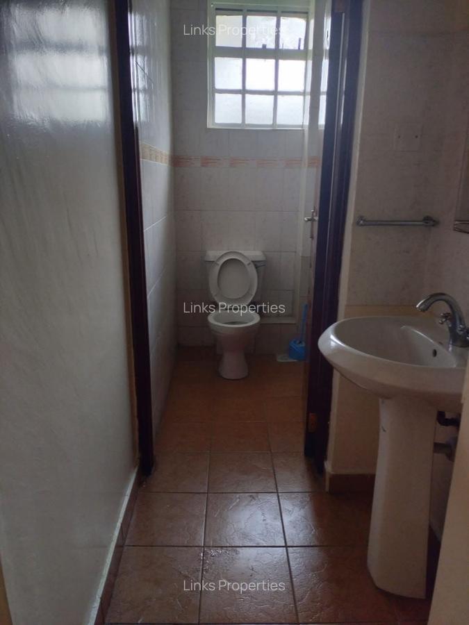 2 Bed Apartment with En Suite at Hardy Area - 5