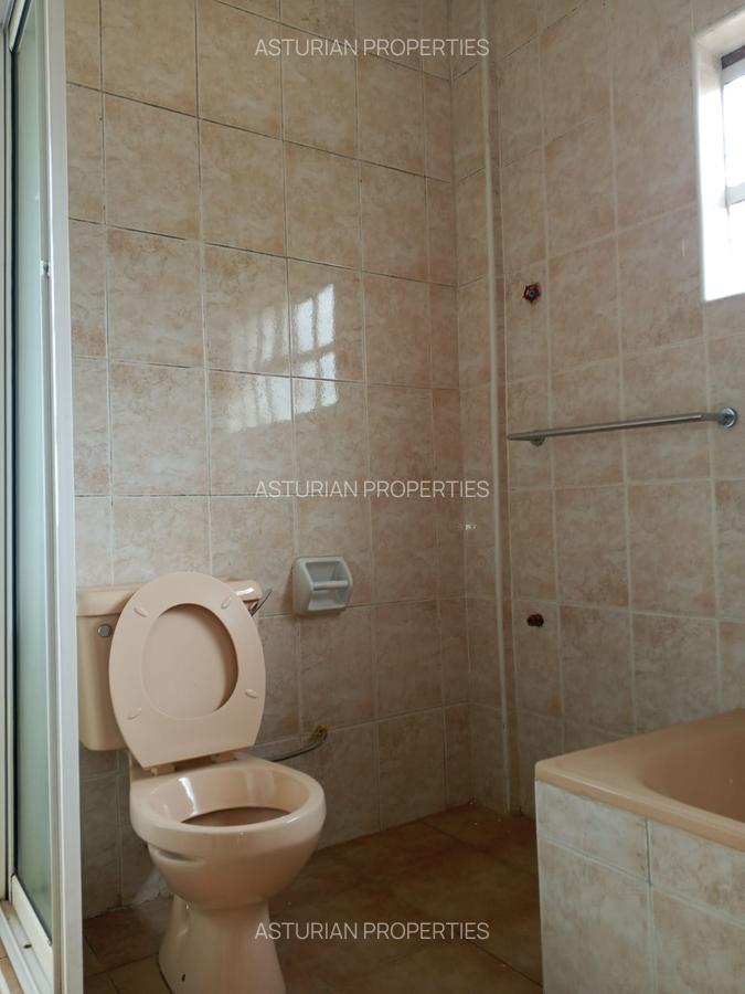 4 Bed Townhouse with En Suite in Karen - 7