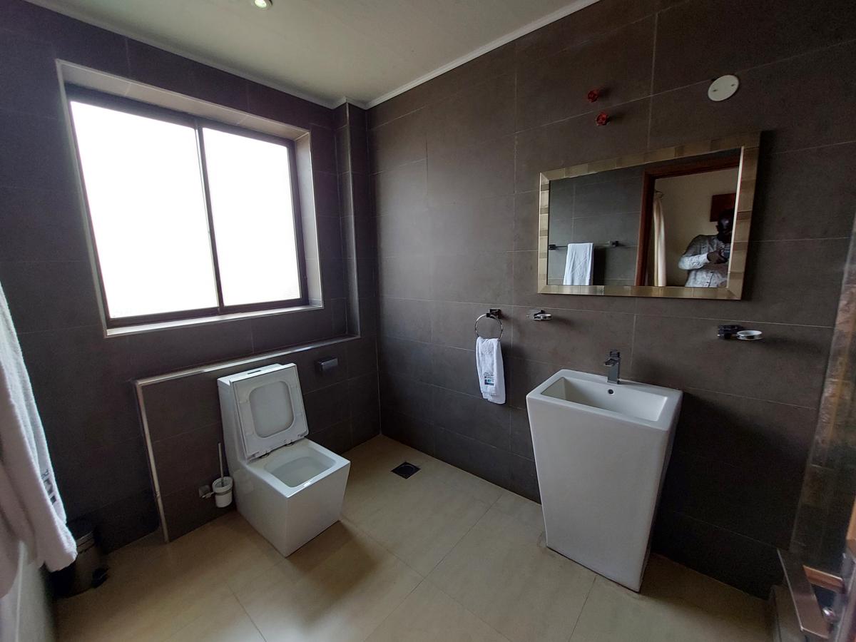 Serviced 3 Bed Apartment with En Suite at Gitanga Road - 18