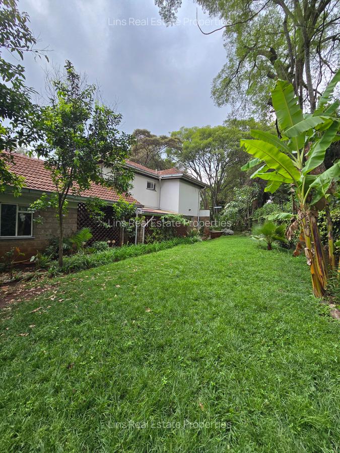 4 Bed Townhouse with En Suite in Lavington - 2