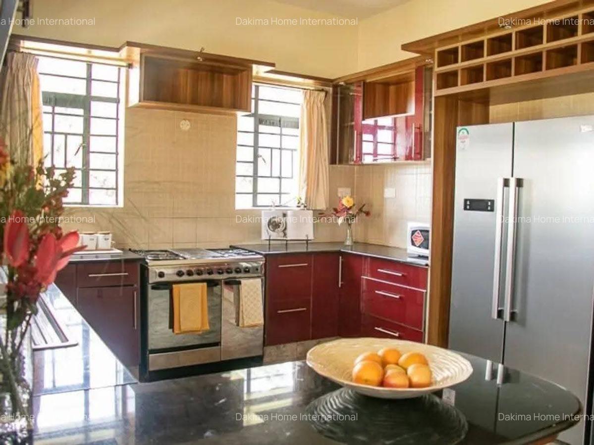 5 Bed Townhouse with En Suite in Kitisuru - 3