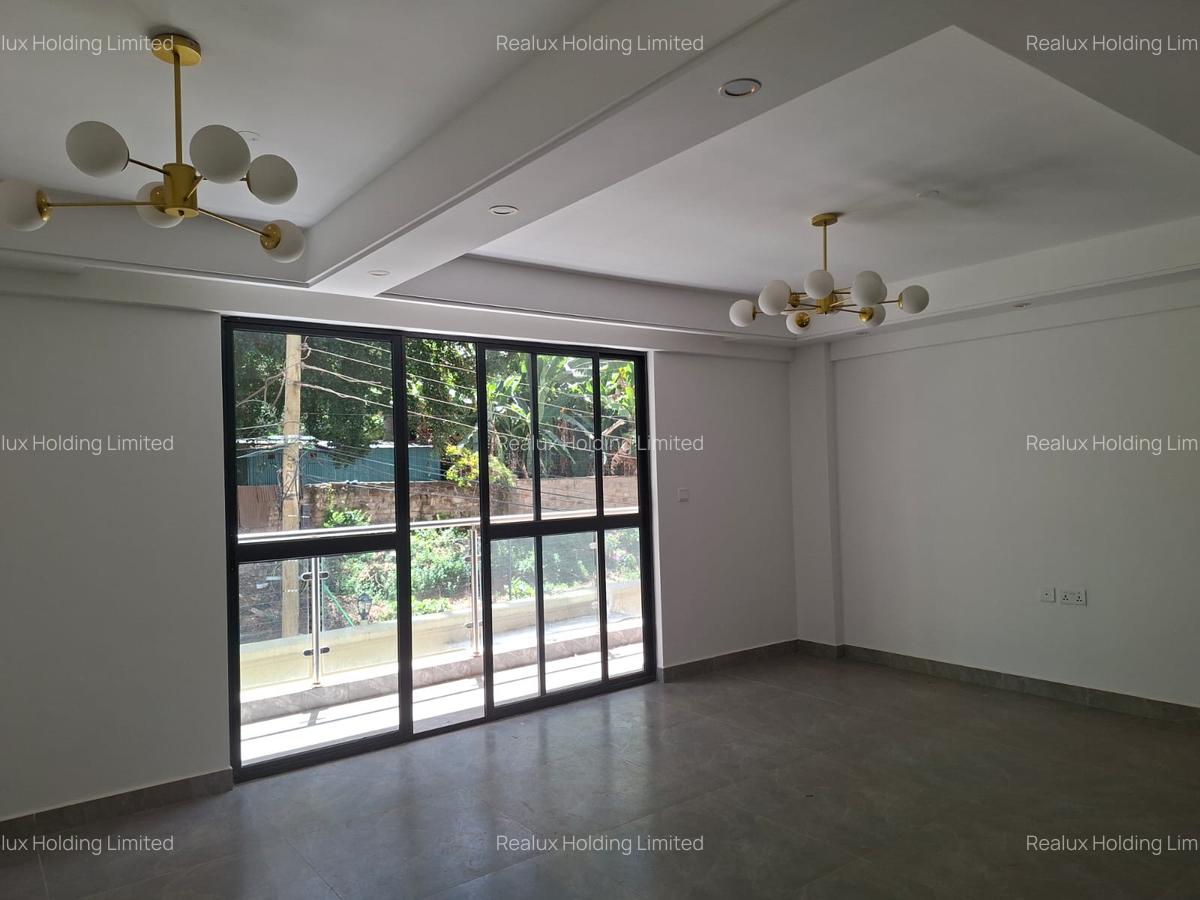 2 Bed Apartment with En Suite in Riverside - 1