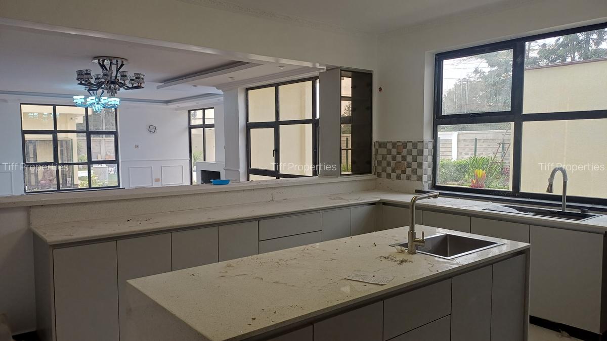 4 Bed House with En Suite in Karen - 9