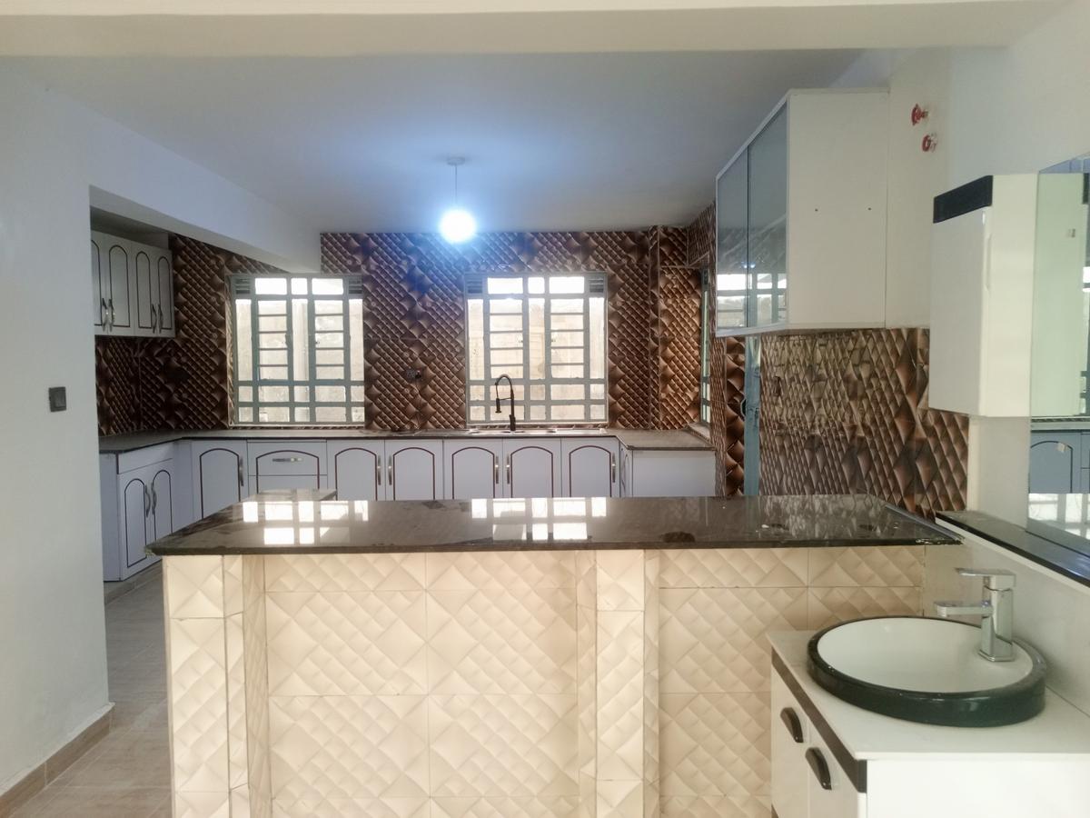 5 Bed House with En Suite in Kitengela - 6