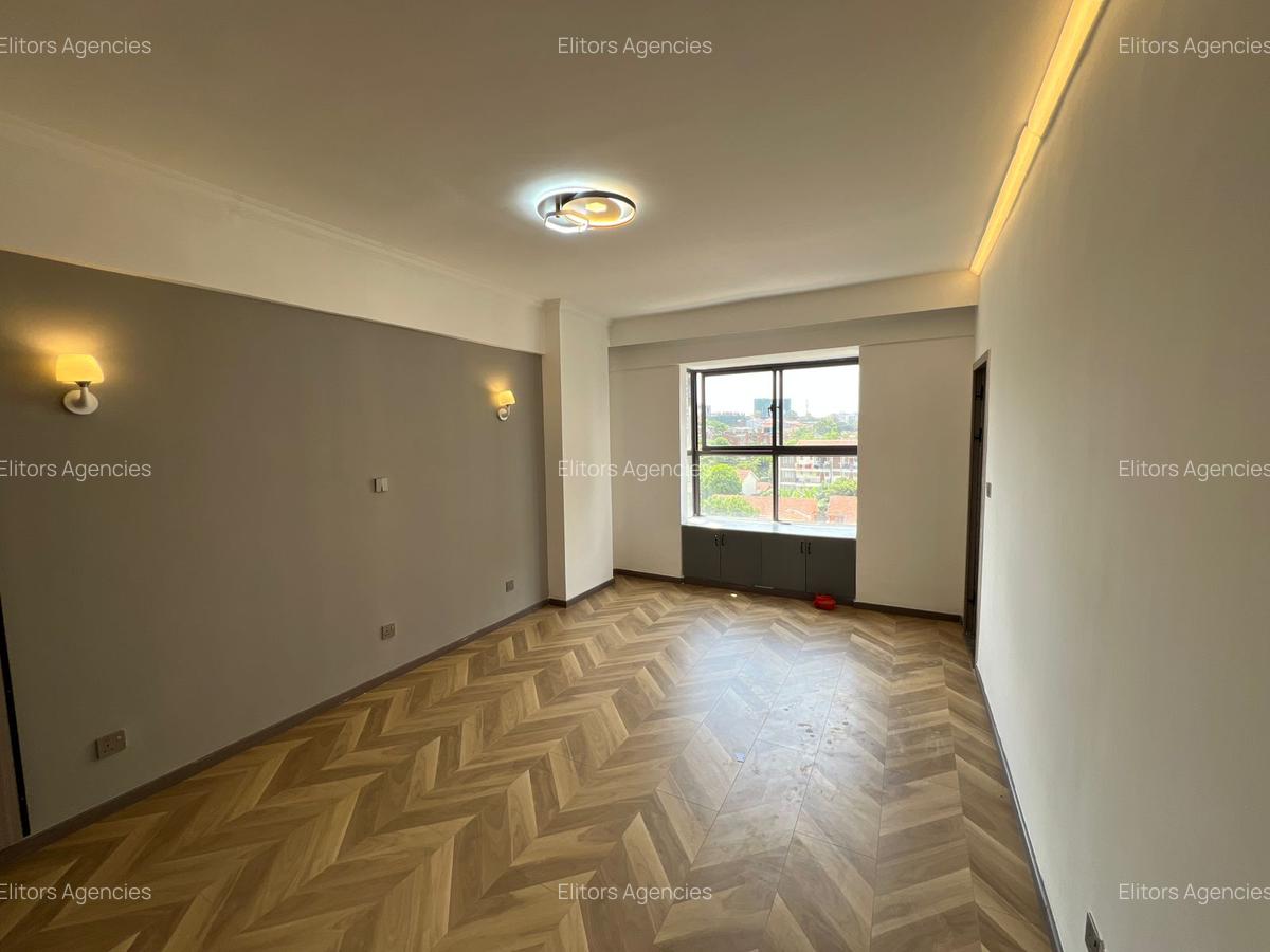 4 Bed Apartment with En Suite at Tabere Crescent - 10