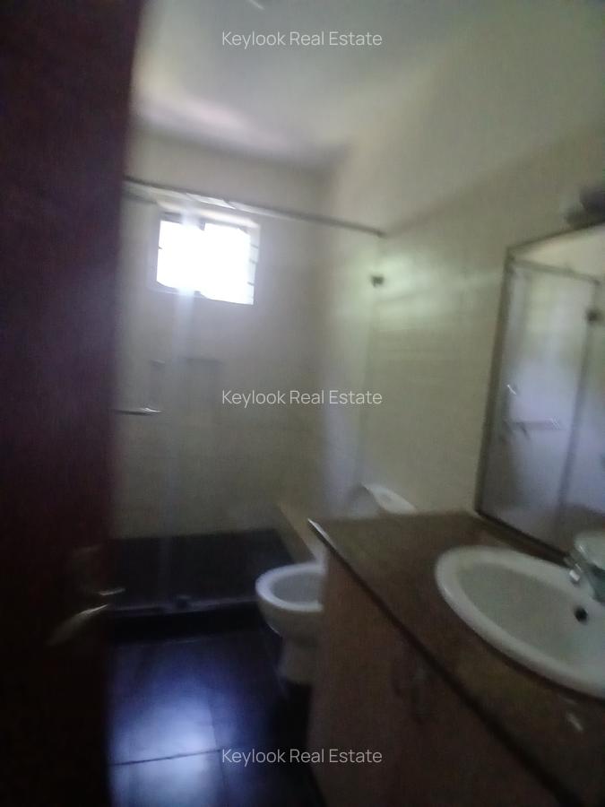 3 Bed Apartment with En Suite at Rhapta Road - 11
