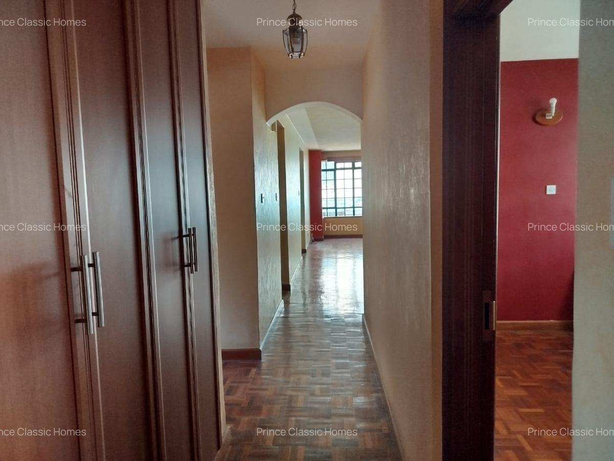 3 Bed Apartment with En Suite in Lavington - 2