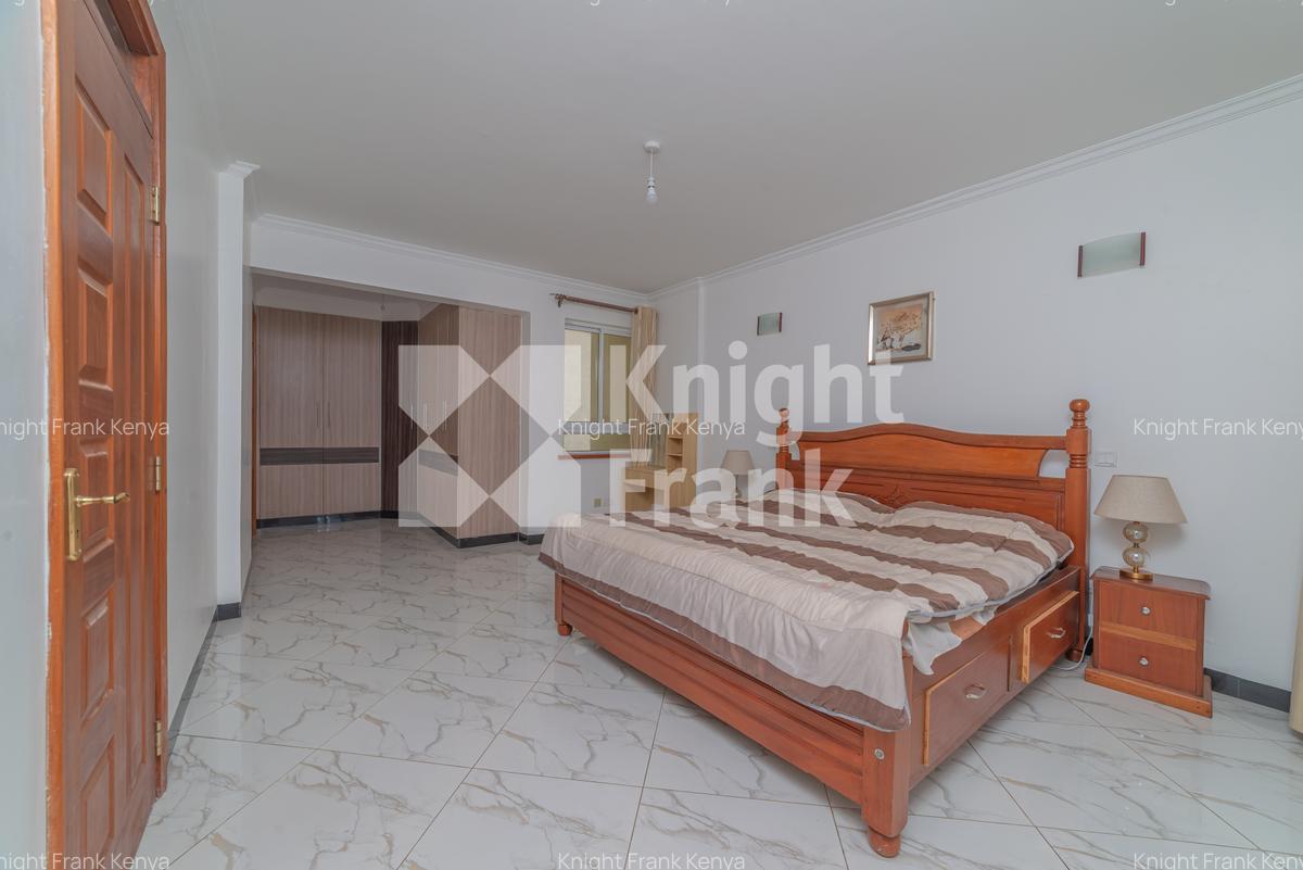 3 Bed Apartment with En Suite at Tabere Cresent - 11