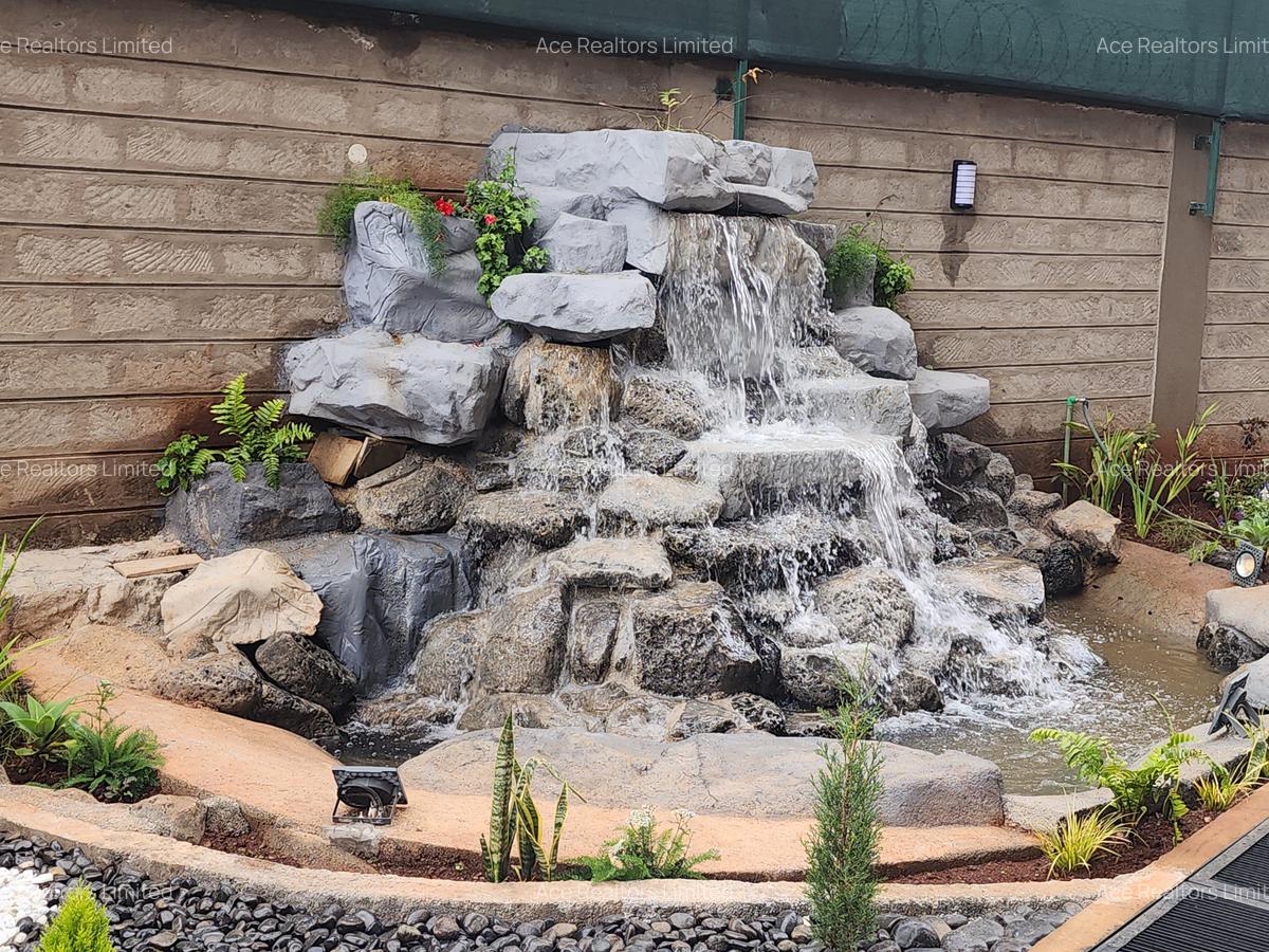 2 Bed Apartment with En Suite at Brookside - 4