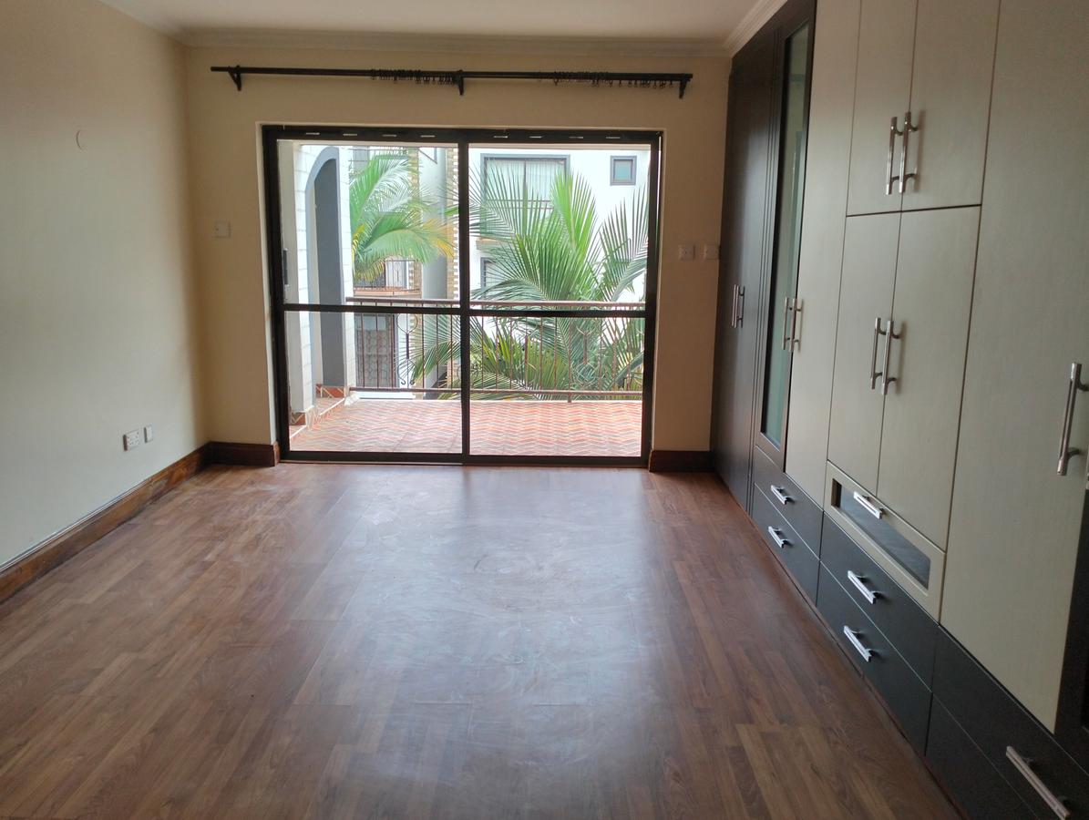 5 Bed Townhouse with En Suite in Westlands Area - 19