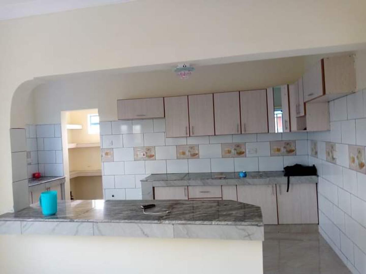 3 Bed House with En Suite in Kitengela - 4