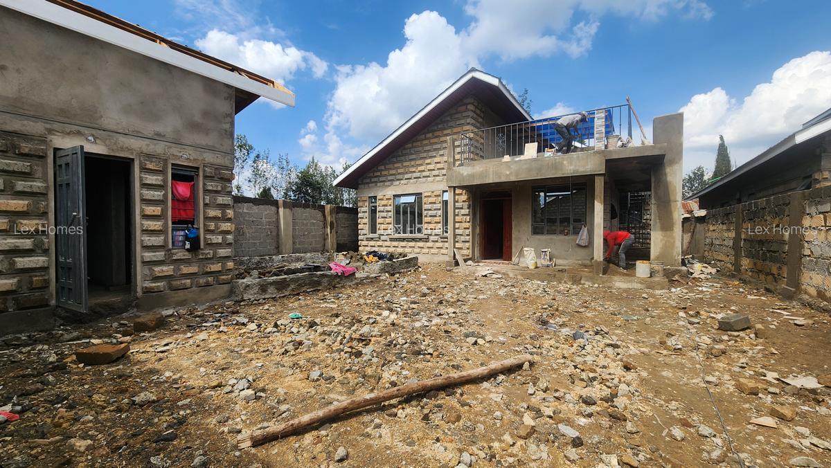 3 Bed House with En Suite at Rimpa - 1