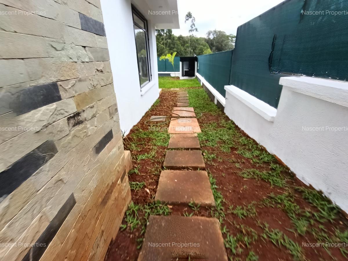 5 Bed House with En Suite in Kitisuru - 3