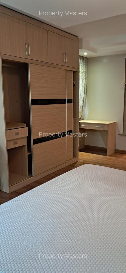 3 Bed Apartment with En Suite at Rose Avenue - 13