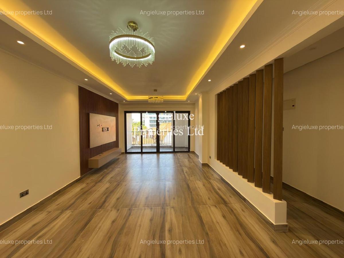 2 Bed Apartment with En Suite at Brookside Drive - 1