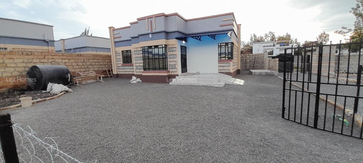 3 Bed House with En Suite at Rimpa - 1