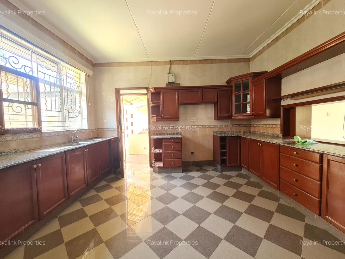 5 Bed House with En Suite at Thigiri Road - 8