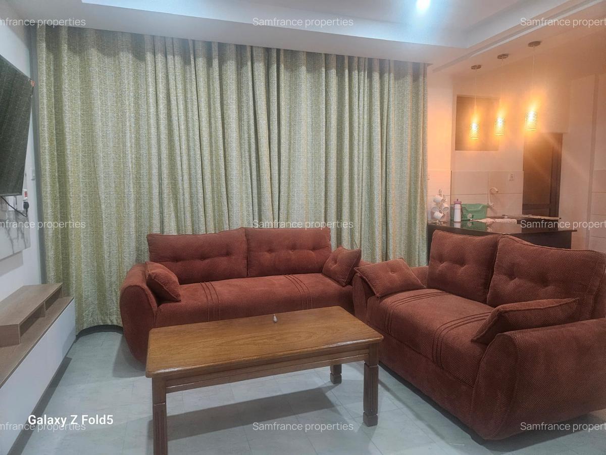 Serviced 2 Bed Apartment with En Suite at 1St Avanue - 6